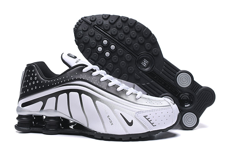 Nike Shox R4 Differentiation White Black Shoes